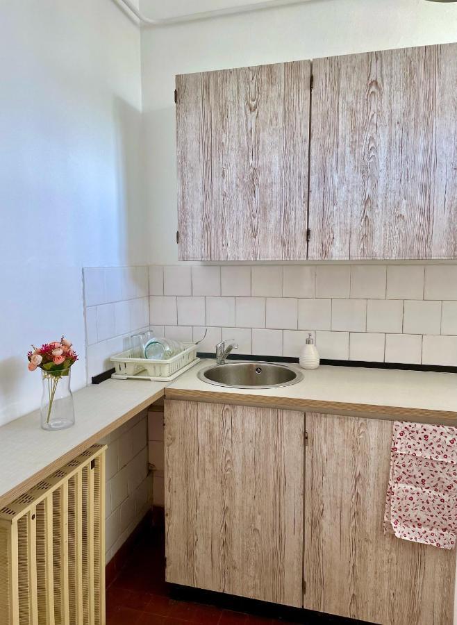 Appartamento Nosztalgia Apartman Veszprém Esterno foto